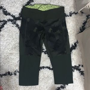 Lululemon Crop Camo Leggings